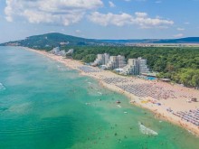 Застрашени ли са плажуващите край Албена?