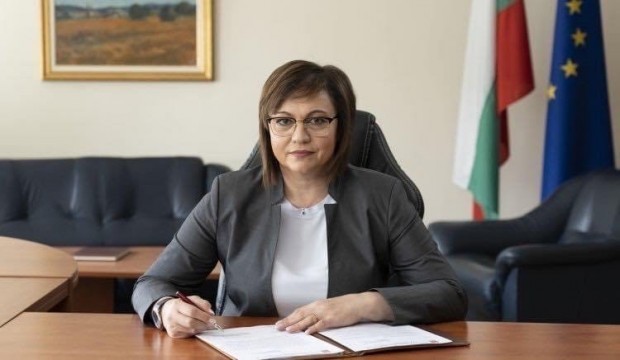Лидерът на БСП Корнелия Нинова обвини лидерът на ГЕРБ Бойко