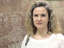 Цвета Галунова отпадна от листите на "Възраждане"