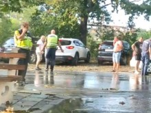 Момичето, ударено от мълния в Приморско, е с опасност за живота