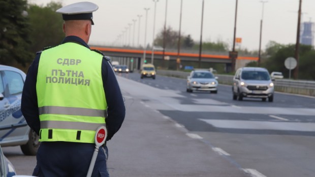 Започва нова масирана акция на КАТ   Пътните полицаи ще следят