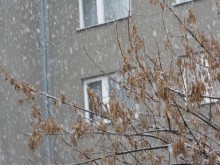 Температурите падат до -4 градуса, натрупване на сняг не се очаква
