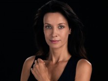 Яна Маринова се показа по залез слънце