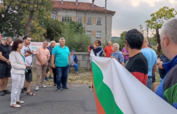Утре няма да има протест на жителите от селата Обручище