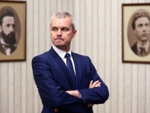 Костадин Костадинов взриви мрежата с виц за Кирил Петков
