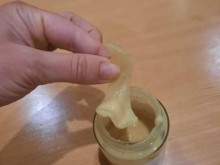 Майка откри парче стъкло в бебешко пюре на български производител
