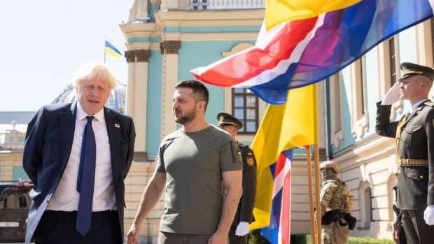 The Guardian: Борис Джонсън посети Киев на Деня на независимостта на Украйна