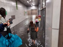 Това не е канал, това е метрото, а столичани си спретнаха спор в мрежата след снимките!
