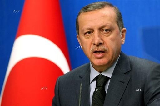 Ердоган и Зеленски са обсъдили по телефона ситуацията в Мариупол в навечерието на разговор Ердоган-Путин