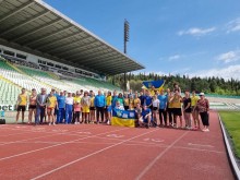 60 лекоатлети от националния отбор по лека атлетика на Украйна тренират в Стара Загора