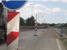 Временно движението е двупосочно в една лента по път I-4 София – Севлиево при разклона за Малиново поради ПТП