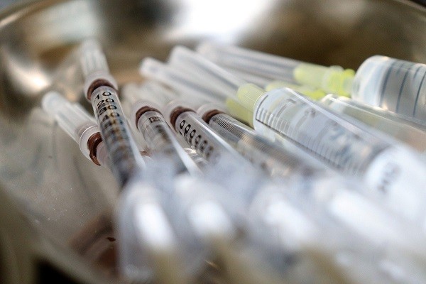 Reuters: ЕС одобри ваксините за деца над 5 години