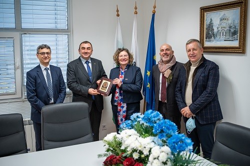 Посланикът на Франция и Директорът на Френския Институт посетиха МУ-Плевен за договаряне на партньорство в обучението и научноизследователската дейност
