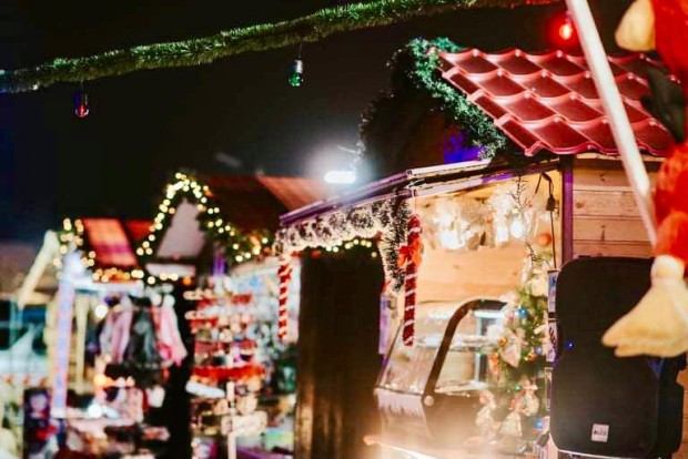 Коледният базар на община Ямбол ще се проведе от 3 декември освен ако няма усложняване на епидемиологичната обстановка в страната