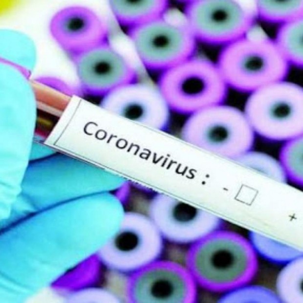 ТАСС: У 61 пътници от Южна Африка на летището в Амстердам е открит коронавирус