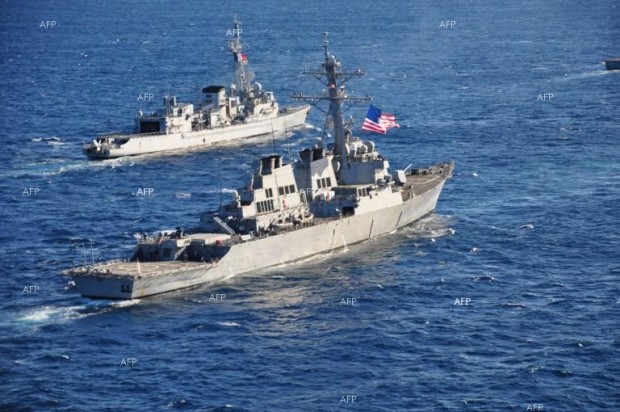ТАСС: Американският ракетен разрушител "Арли Бърк" е навлязъл в Черно море, след като е напуснал Варна