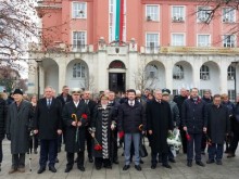 Лидерът на ПП АБВ Румен Петков отдаде почит към хилядите, загинали в славната Плевенска епопея