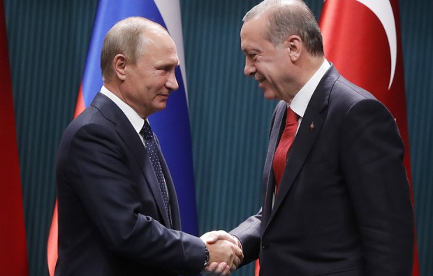 Мевлют Чавушоглу: Ердоган очаква телефонни преговори с Путин на 3 декември