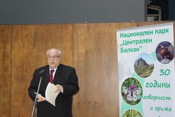 Министър Асен Личев: От 2022 г. е предвидено 20% увеличение на заплатите на служителите в националните паркове