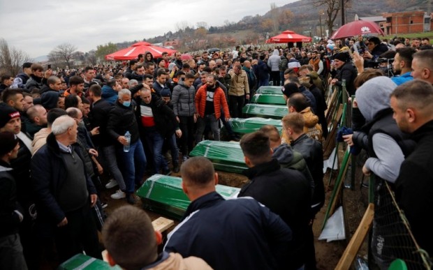 Reuters: Северна Македония изпрати 45-те жертви на автобусната катастрофа в България