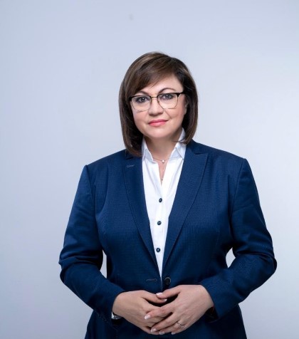 Корнелия Нинова, БСП: Първо грижа за хората - постовете ще почакат малко
