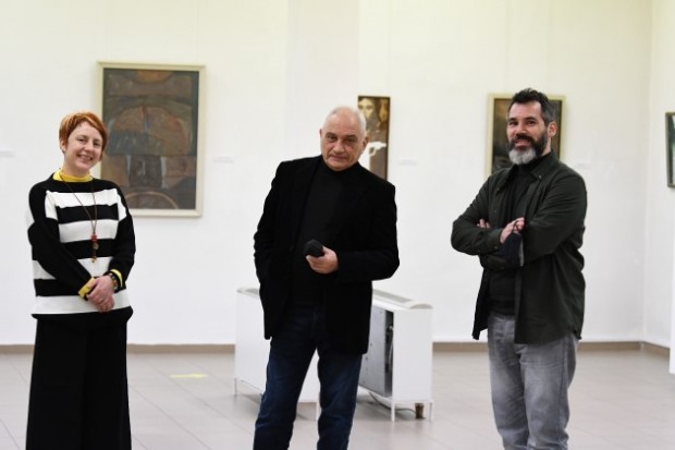 Изложба "Знаци на времето" разкрива част от уникалните творби, съхранявани във фонда на Градската художествена галерия в Стара Загора