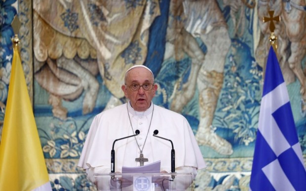 Kathimerini: Папата предупреди за "отстъпление на демокрацията" по света