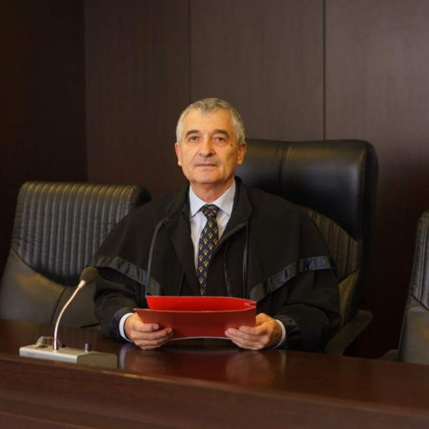 Съдията в Окръжен съд – Пловдив Христо Симидчиев получи почетен знак и награда след 30 години работа като магистрат