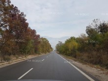 Временно движението по път I-5 Стара Загора – Казанлък в района на Тулово се осъществява двупосочно в една лента поради пътнотранспортно произшествие