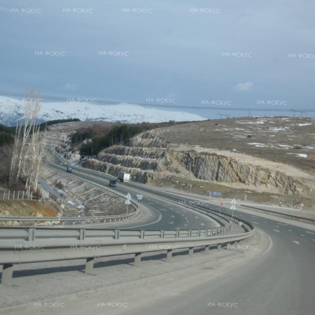 Възстановено е движението при км 129 на автомагистрала "Струма" в посока Кулата