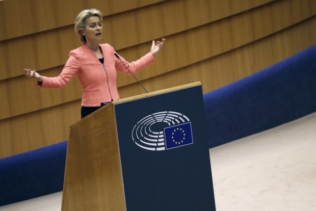 Урсула фон дер Лайен: Омикрон ще доминира в ЕС до средата на януари