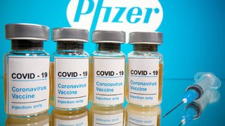 Reuters: Pfizer прогнозира продължаване на пандемията до 2023 година