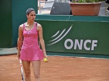 Изабелла Шиникова постигна убедителна победа на старта в Сеул