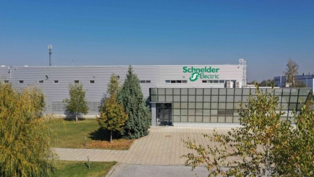 Schneider Electric обявява второ издание на годишната си стажантска програма – Be smart. Start!