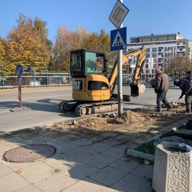 Община Пловдив ще обнови всички пешеходни пътеки по бул. "Копривщица" с по-дълготрайна боя – термопластик