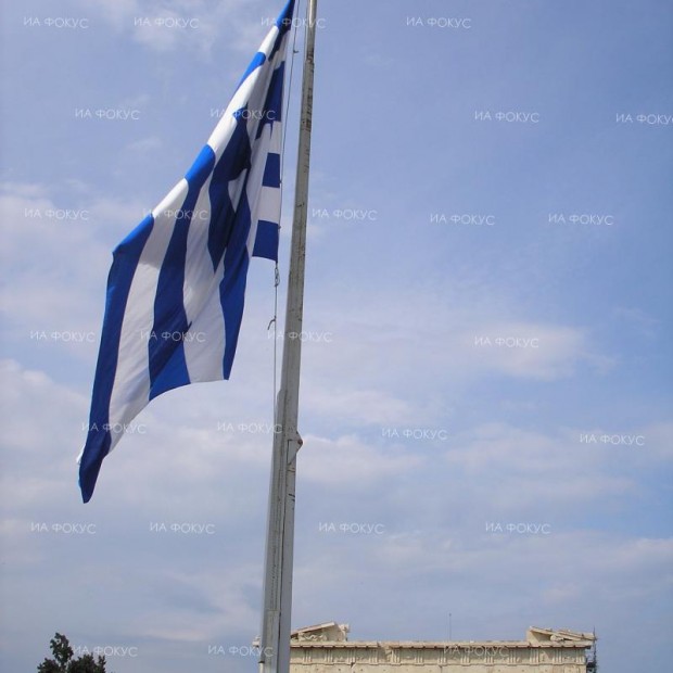 Kathimerini: Гърция готви нови ограничителни мерки след празниците