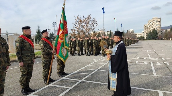 На Богоявление в Сливен бяха осветени бойните знамена