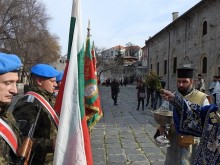 Гарнизон - Пловдив чества Богоявление с водосвет на знамената си