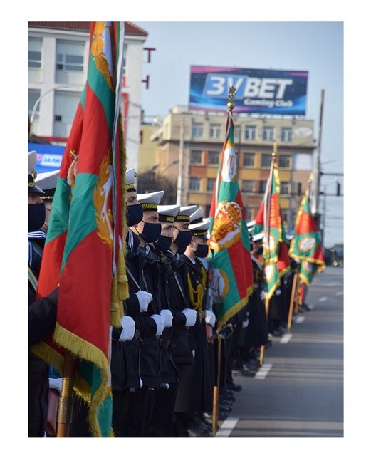 На Богоявление бяха благословени частите и техните бойни знамена от Варненския и Бургаския гарнизон