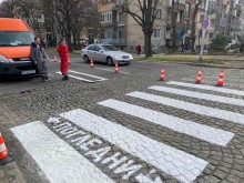 Община Пловдив обновява пешеходни пътеки на възлови булеварди