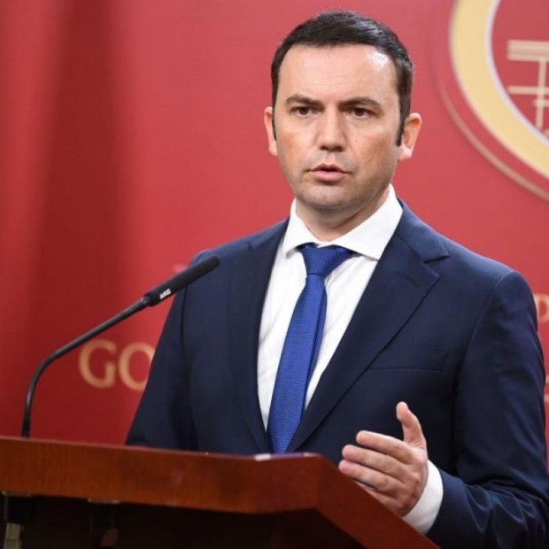 "Слободен печат" (РСМ): Османи обяви, че делегация от Скопие ще говори за европейското бъдеще в Париж през януари