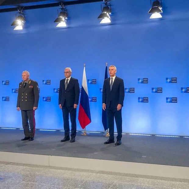 ТАСС: В Брюксел се провежда първата среща на Съвета Русия-НАТО от 2,5 години