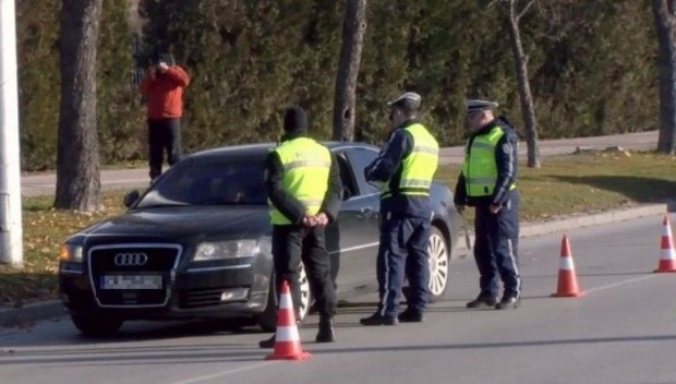 В деня в който в Бургас двама полицаи загинаха докато