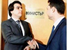 Делян Добрев: Хвърлям ръкавица на Асен Василев да сметнем цената на газа