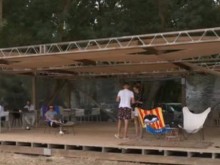 Плажните офиси станаха хит: Хем си на морето, хем си работиш