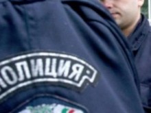 Полицаи преследваха и стреляха по микробус