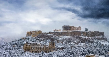 Kathimerini: Гърция обяви 25 януари за почивен ден заради снеговалежите