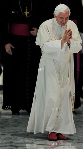 Reuters: Бившият папа Бенедикт признава погрешни показания по дело за сексуални злоупотреби в Германия