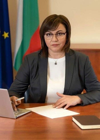 Корнелия Нинова: Не е в правомощията на вицепрезидента да определя срок на годност на правителството