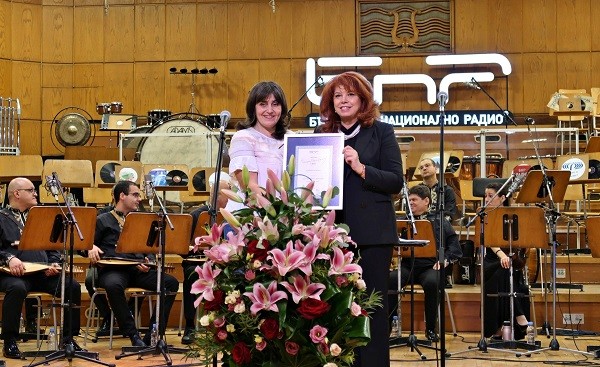 Вицепрезидентът Илияна Йотова връчи наградата "Сирак Скитник" за радиожурналистика